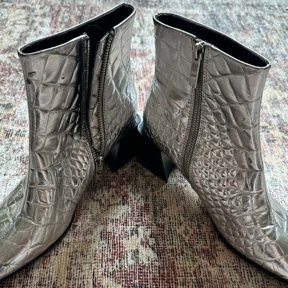 Sigerson Morrison Mandel Metallic Snakeskin Ankle Boot - Picture 3 of 6